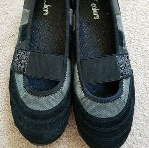 Sketchers women's shoes size 10